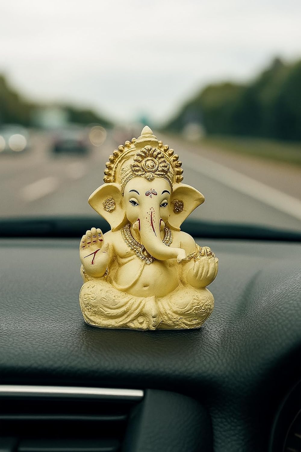 Ganesha Idol Car Dashboard Idol Ganesha Murti Ganpati Idol for Home Decor | 9L x 5W x 5Hcm